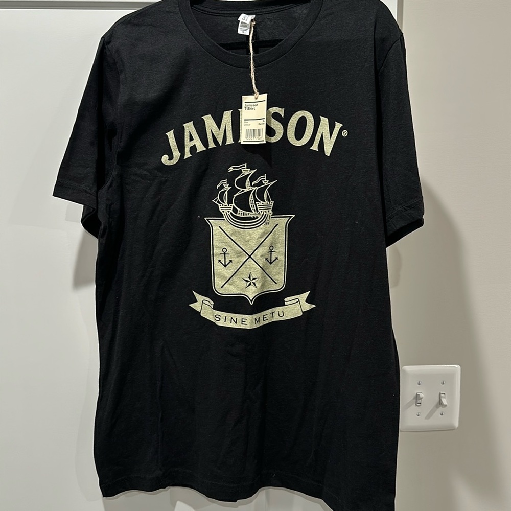 Jameson Charcoal Black T Shirt NWT XL